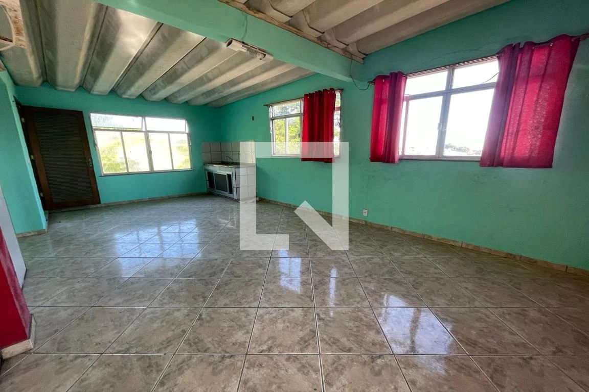Casa para alugar com 4 quartos, varanda e quintal — photo 14