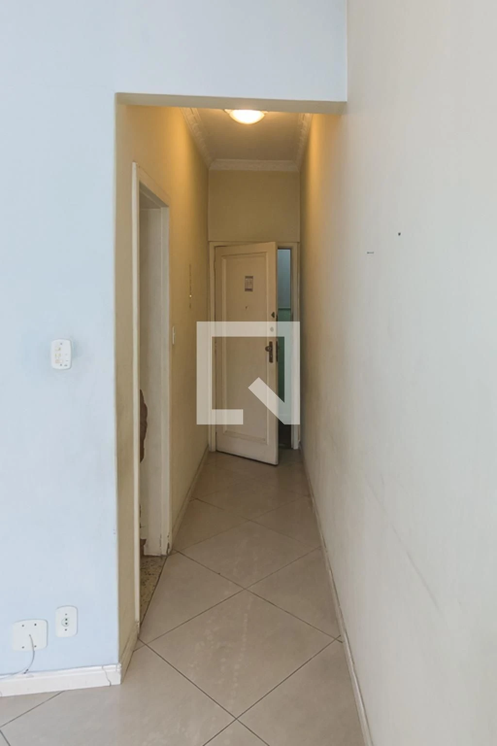 Rental apartment with 2 bedrooms and no parking spot — photo 11