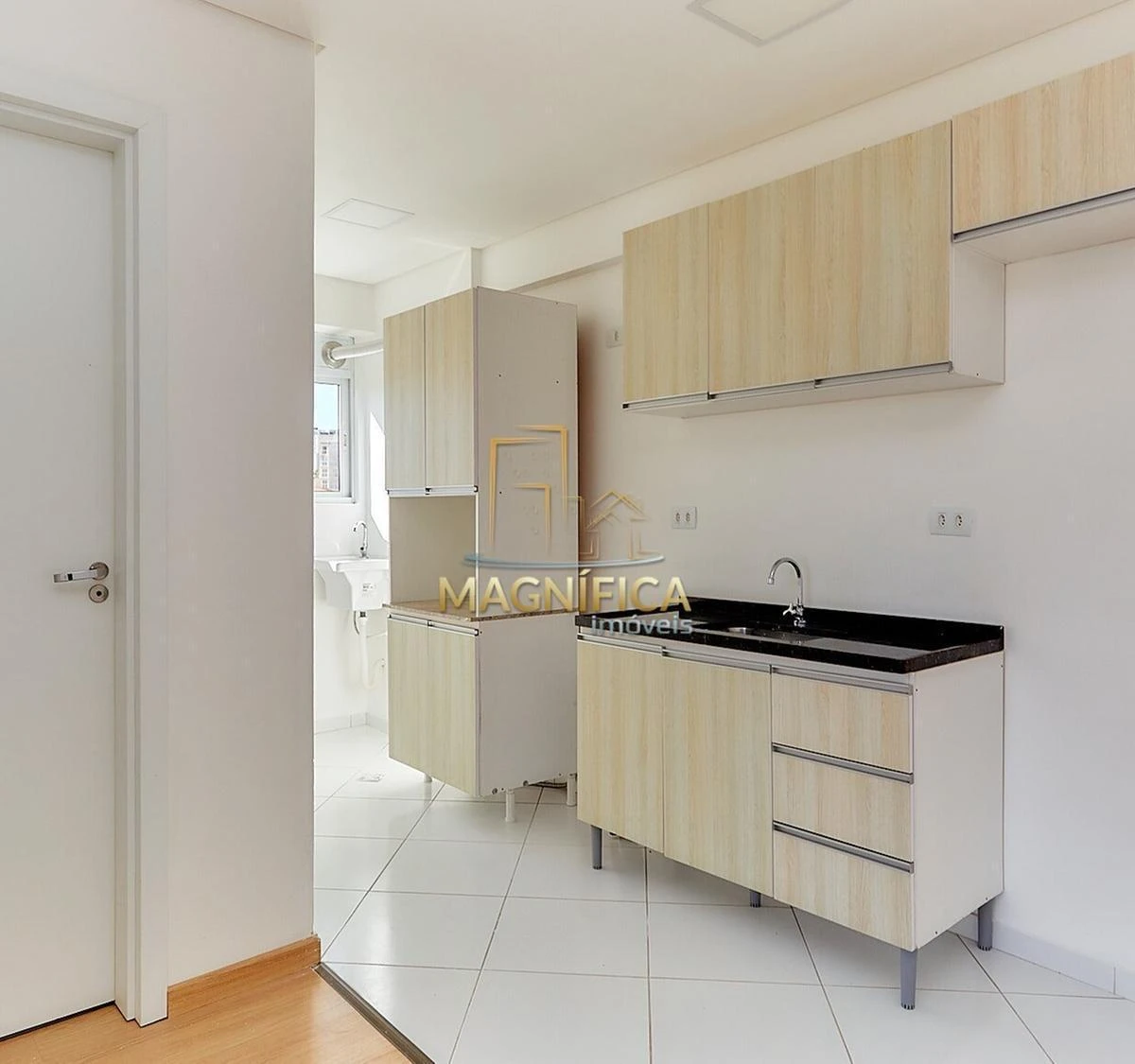 Wood or laminate floors in a one-bedroom apartment, 35 m² — photo 5