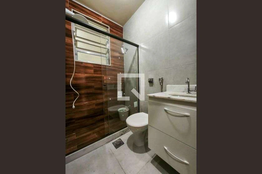 Apartamento de 2 quartos com 2 banheiros e vaga