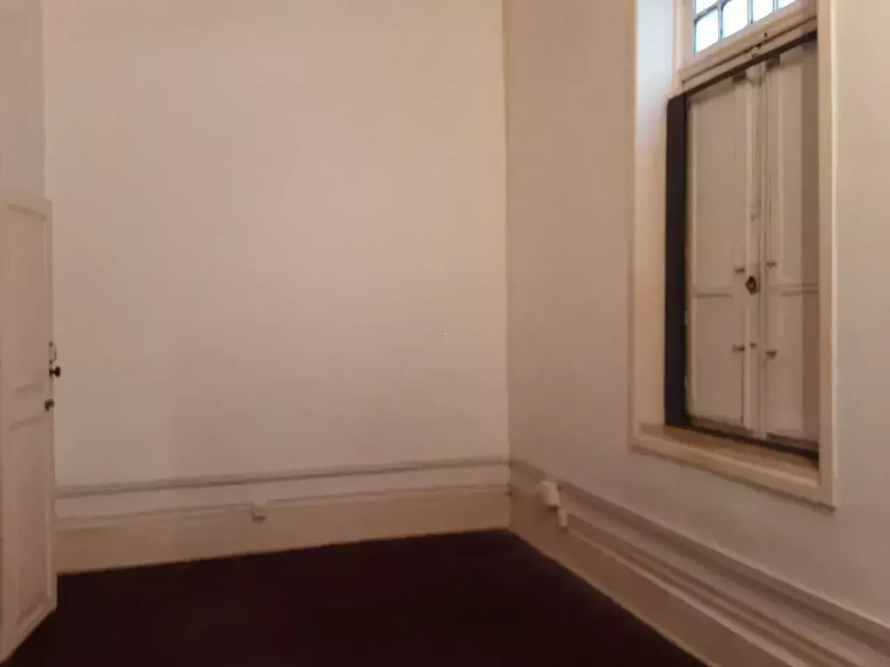 Commercial house with 1 bedroom and 1 bathroom — photo 5