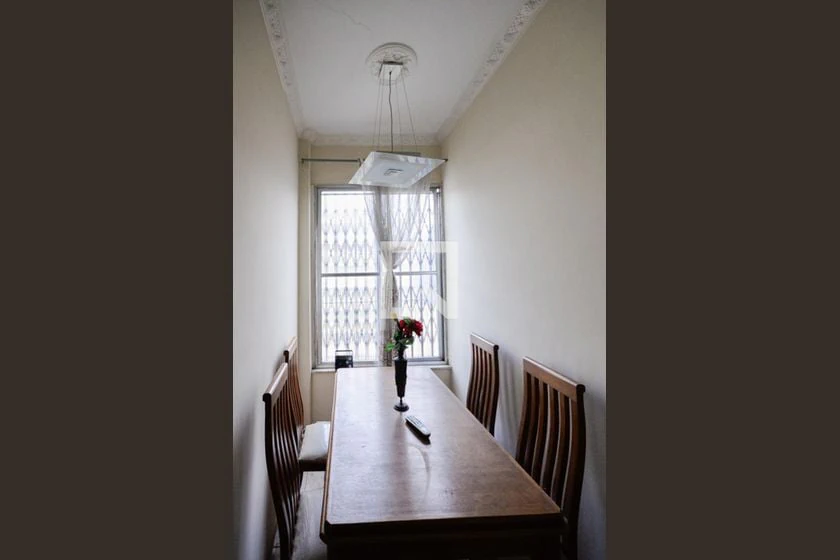 Furnished 1-bedroom apartment with 2 bathrooms — photo 13