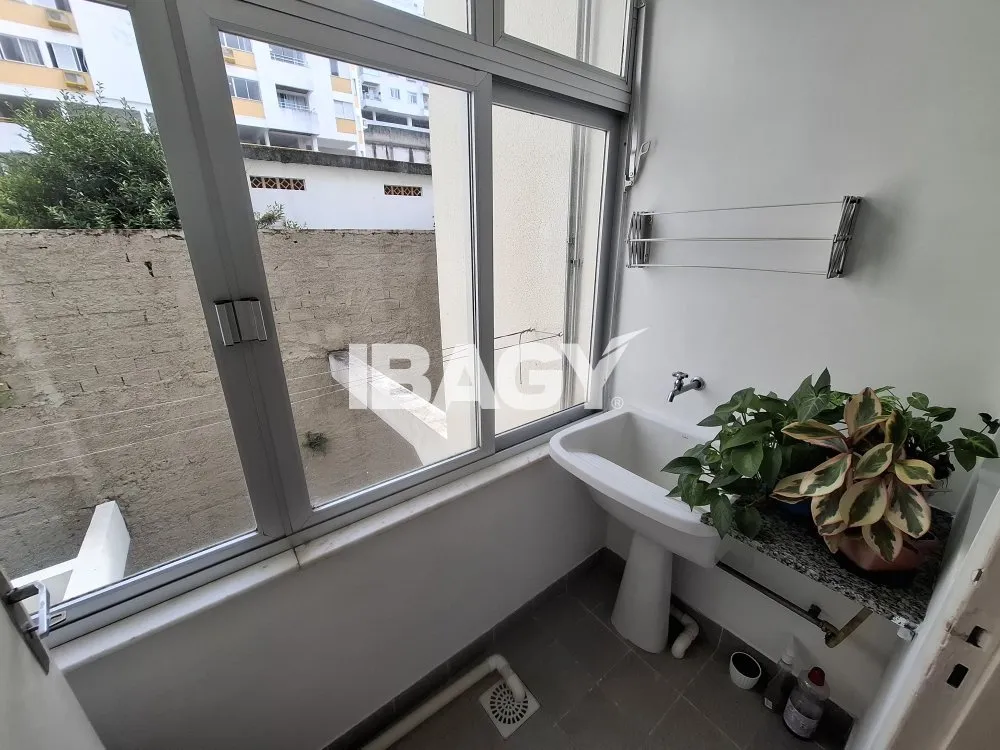 Apartamento amueblado de 2 dormitorios, 75 m² y garaje — photo 3
