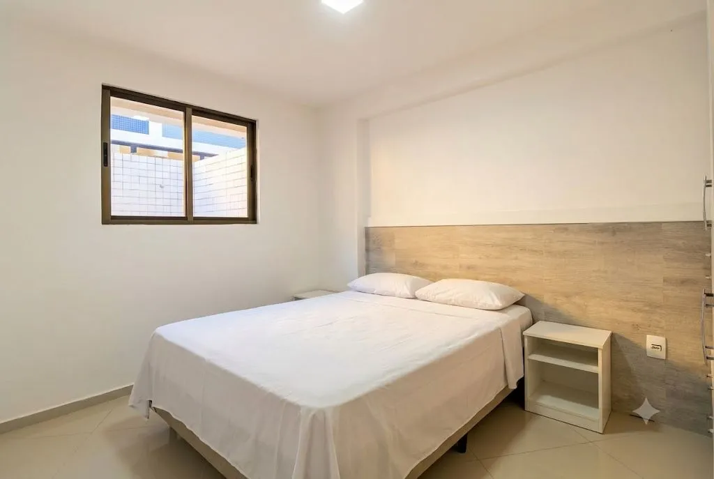 25 m² apartment with balcony and water view — photo 3