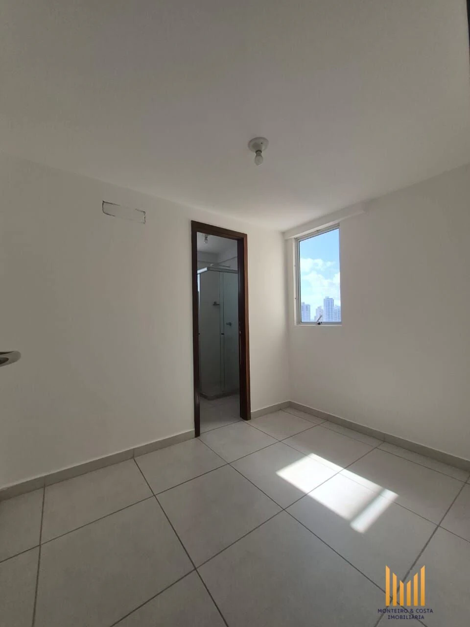 Furnished apartment, 102 m², with a washing machine — photo 19