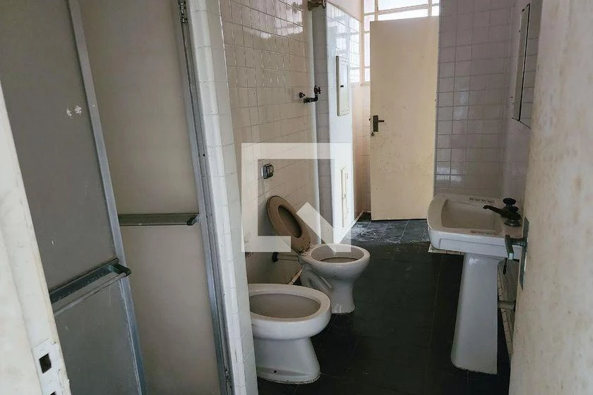 Casa de 630 m² com 5 quartos e 3 banheiros — photo 10