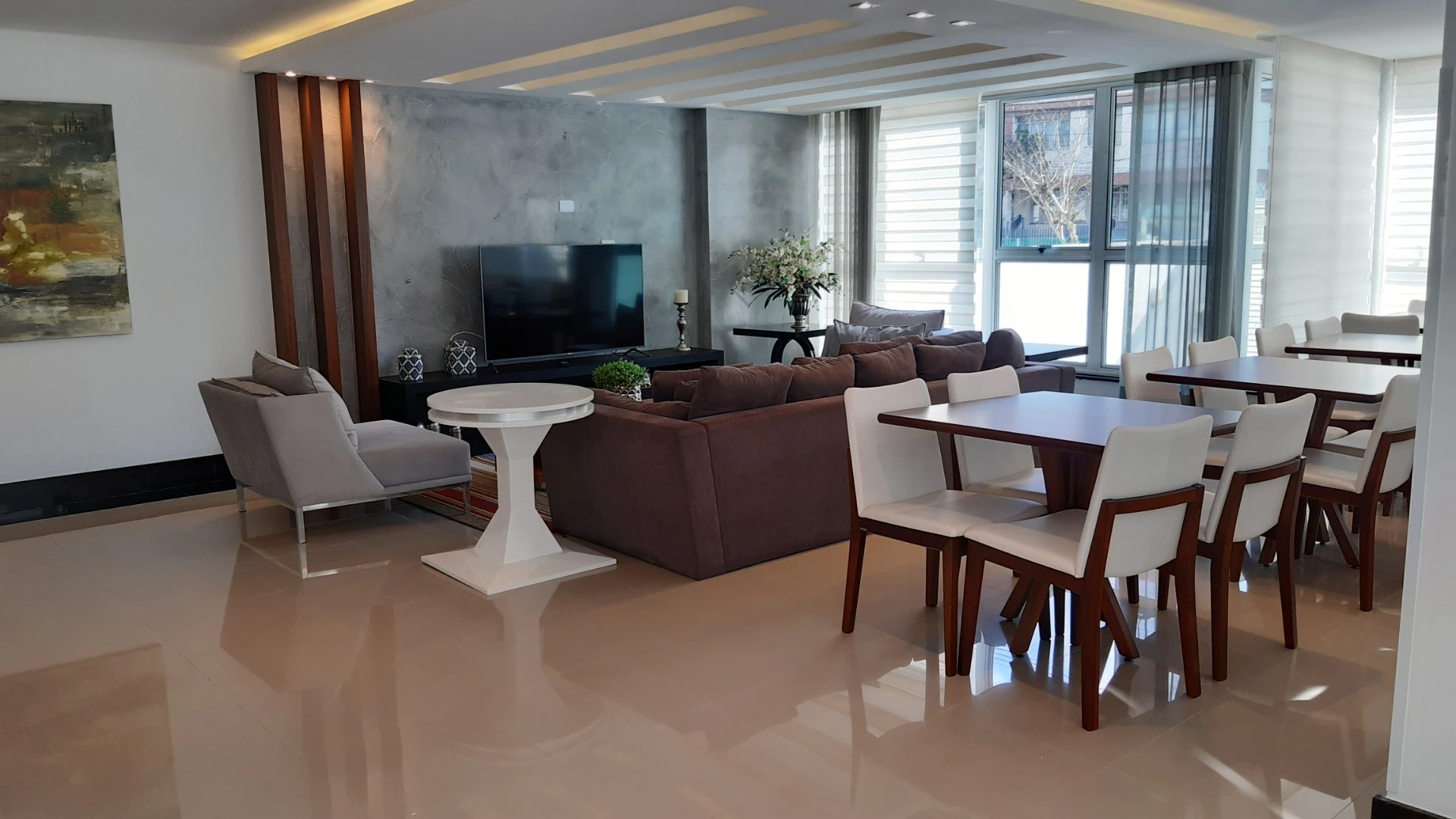 Estudio amueblado con 1 dormitorio, 1 baño y 42 m² — photo 2