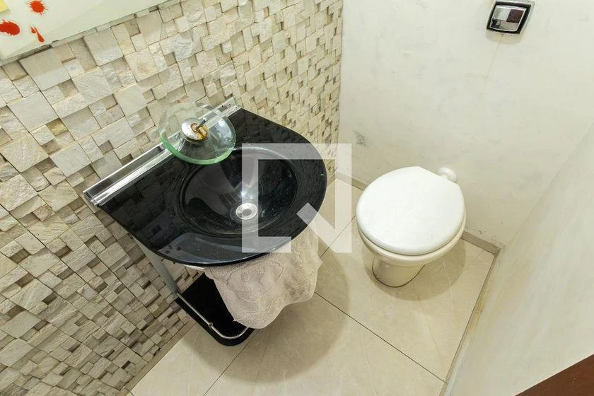 3-bedroom house with a home office in Curitiba — photo 41