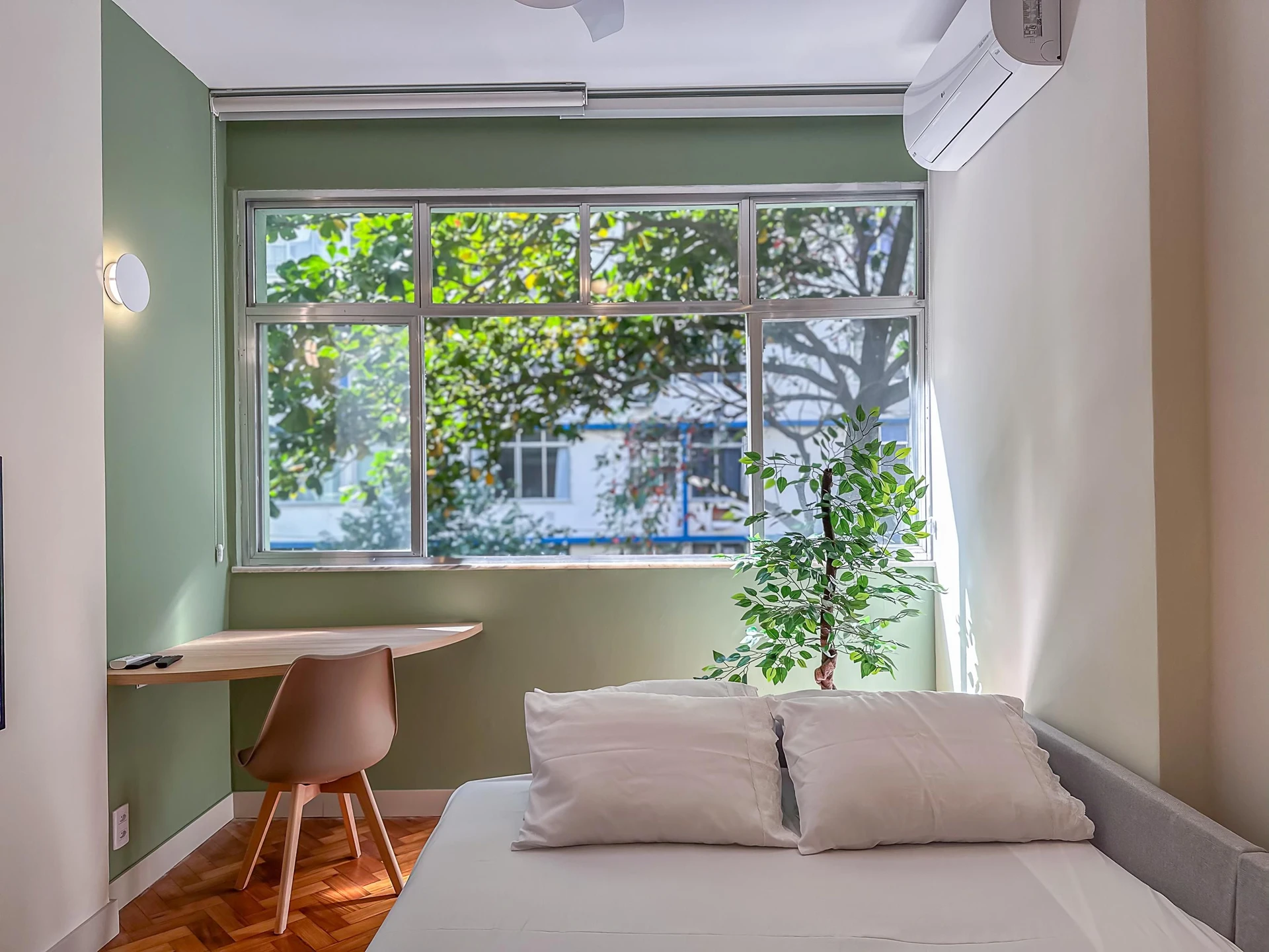 Furnished 45 m² apartment with 1 bedroom — photo 50
