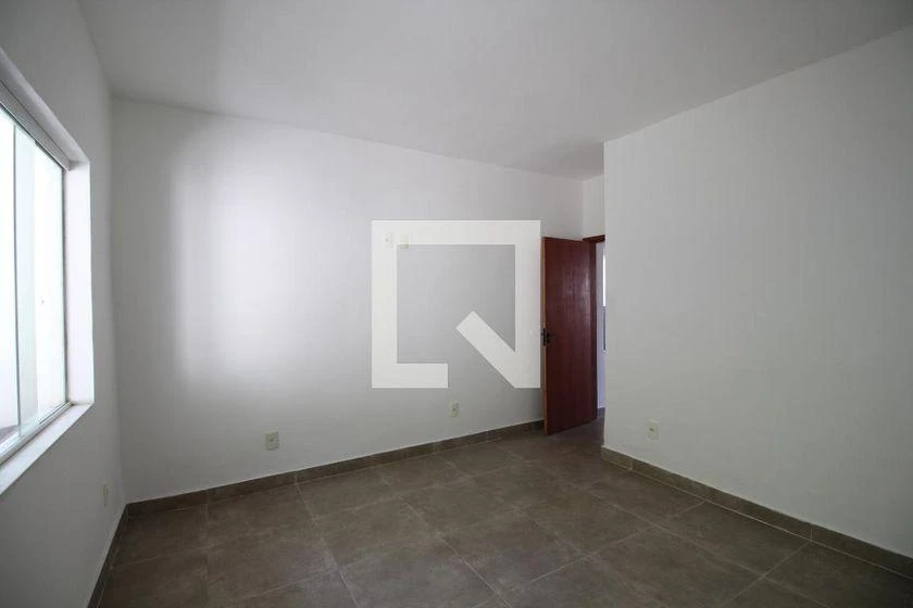 Rental house with 4 bedrooms and 340 m² — photo 37