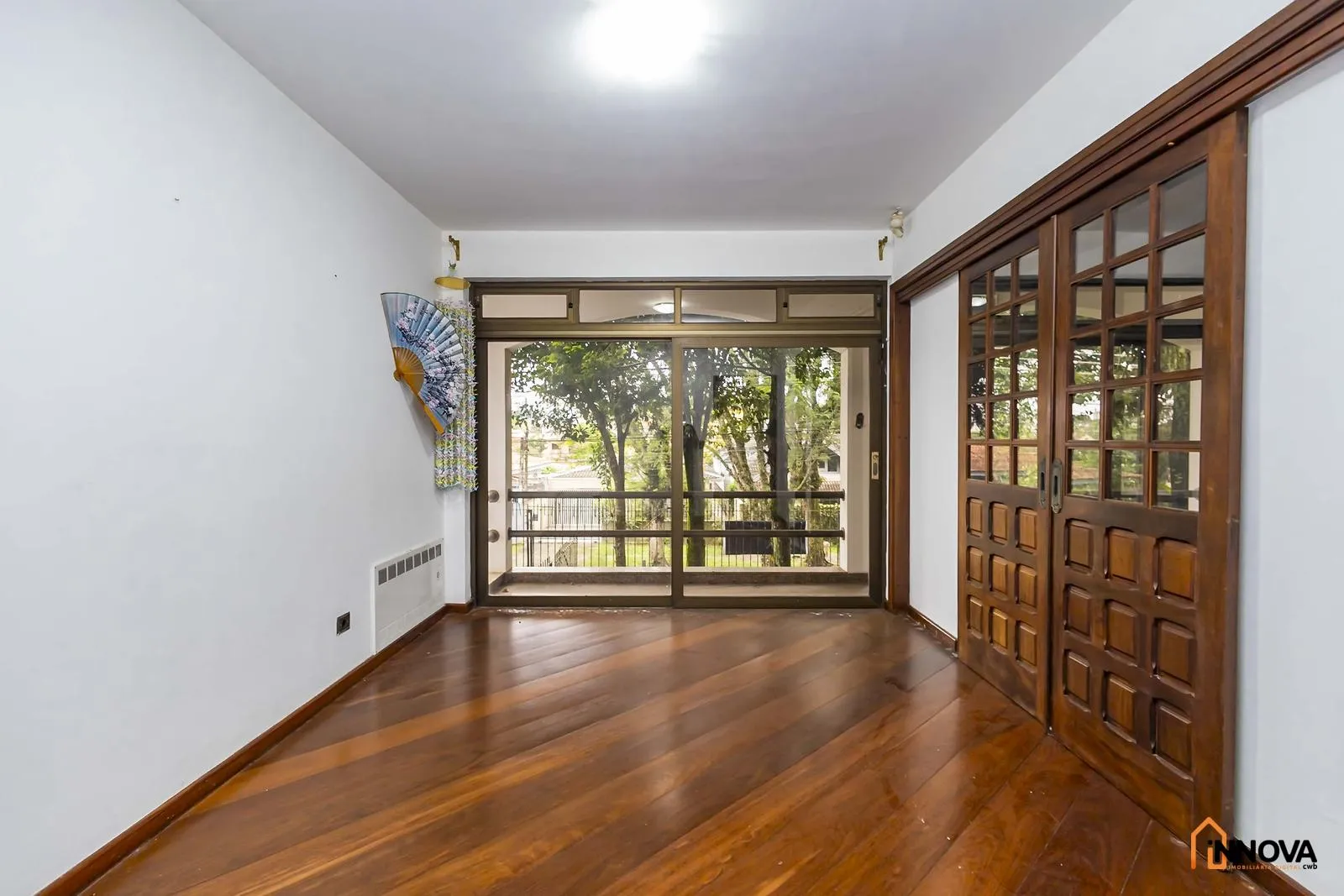 House with 5 bedrooms, 10 bathrooms, 5 parking spaces — photo 5