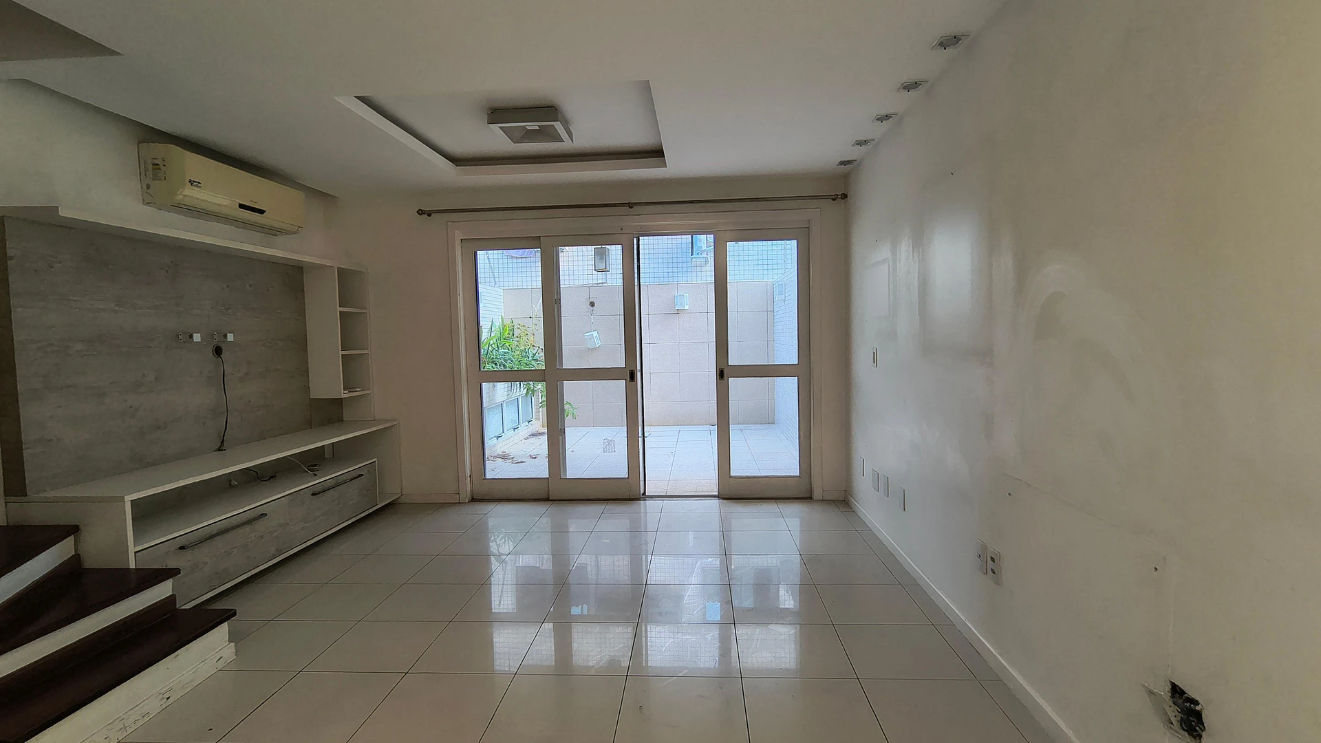Condo house with balcony and 3 en-suite bedrooms — photo 7