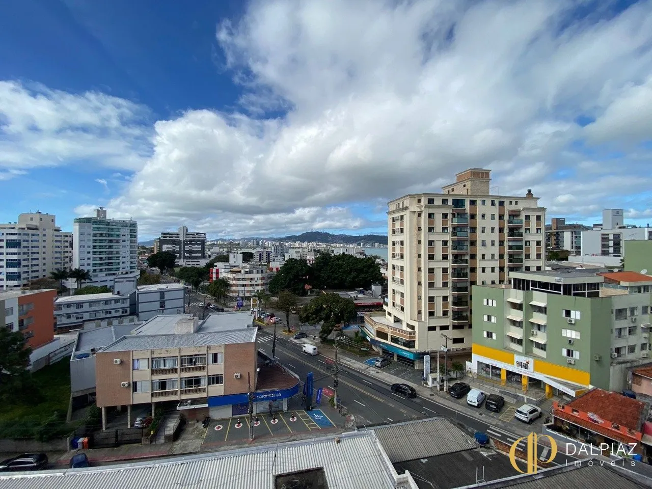 Furnished 46 m² studio with balcony and built-in grill — photo 21