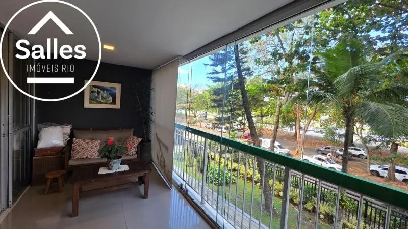 3-bedroom apartment with 4 bathrooms and enclosed balcony — photo 4