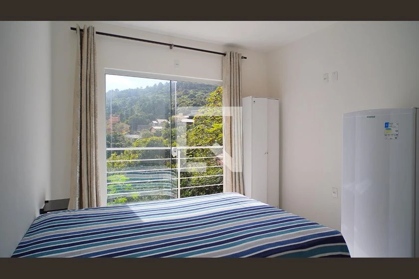 Studio mobiliado com vista para as montanhas — photo 11