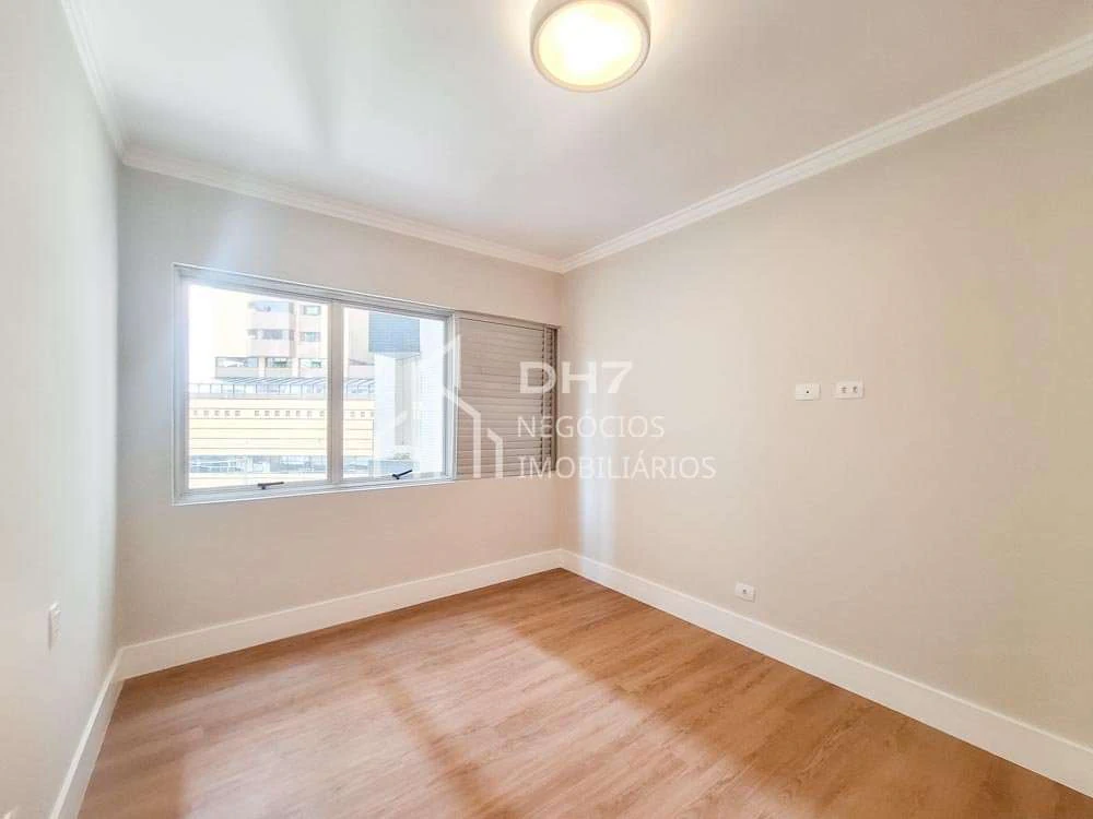 Квартира на 4 комнаты с 2 суитами 199 м² — photo 3