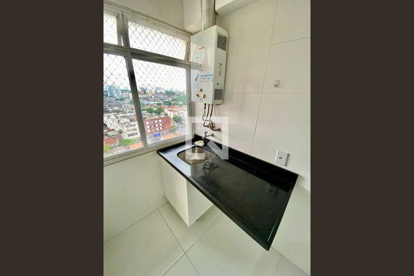 Apartamento de 2 quartos em condomínio com piscina — photo 36