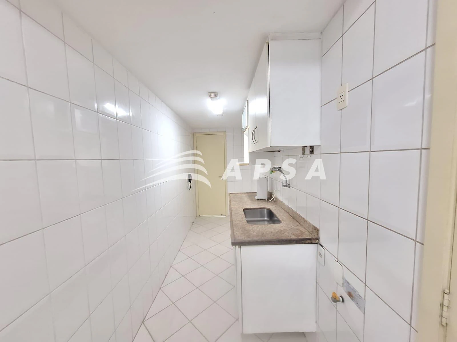 2-bedroom apartment with 75 m² and a balcony — photo 5