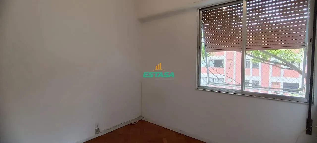 2-bedroom apartment in a building with a pool — photo 17