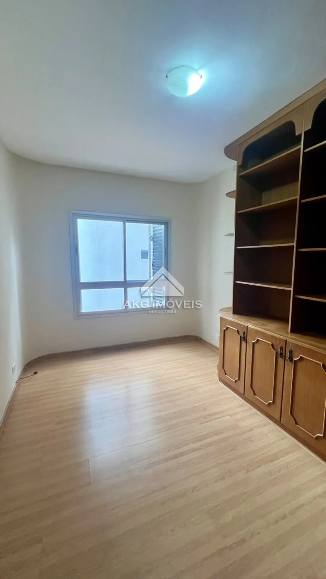 3-bedroom apartment with a home office in Curitiba — photo 27