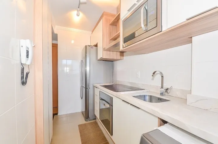 2-bedroom apartment with a washing machine in Curitiba — photo 7