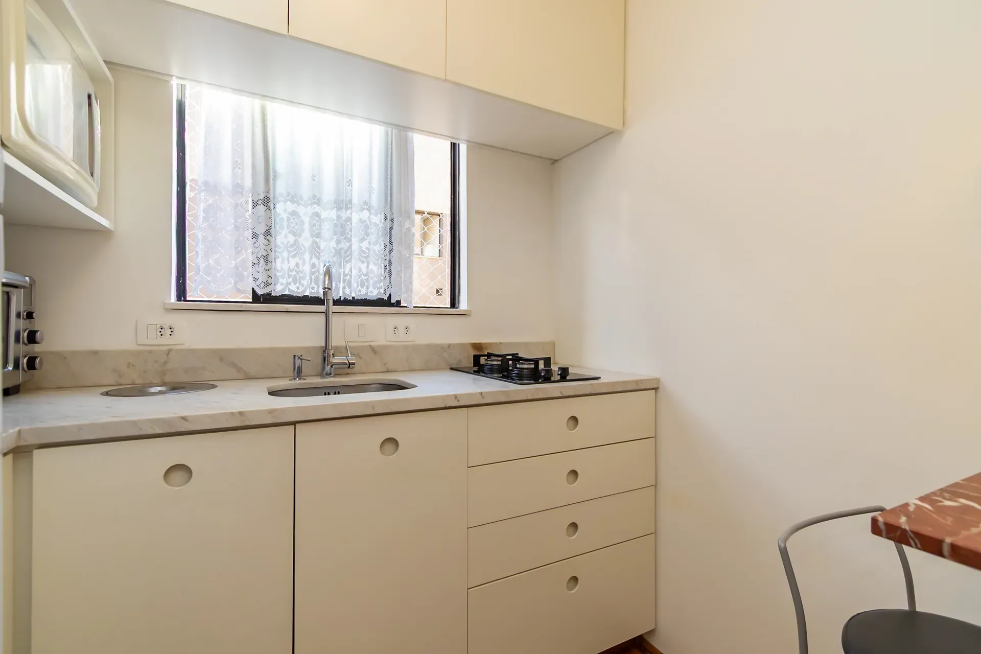 Furnished apartment, 32 m², with a dryer — photo 8