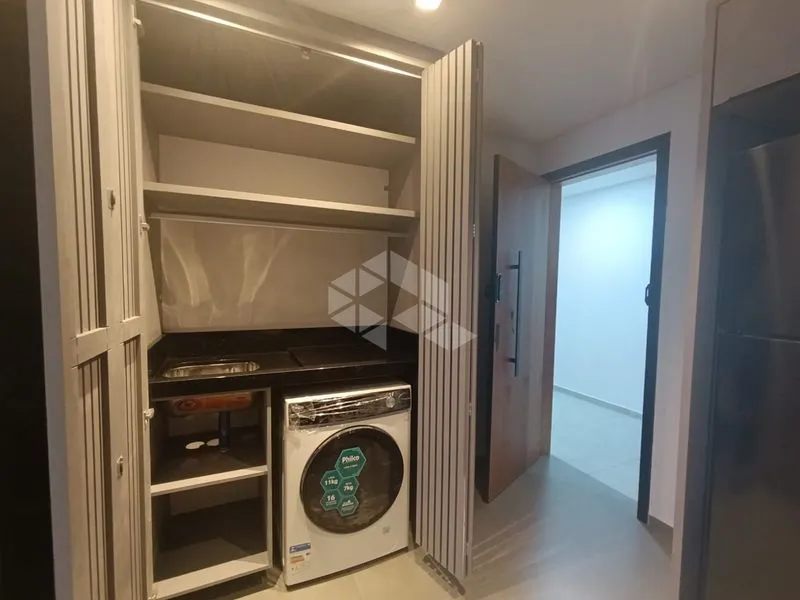 30 m² studio with 1 bedroom and included parking — photo 3