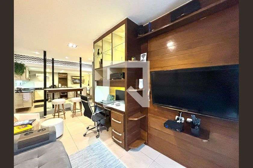 Furnished 1-bedroom apartment with glass balcony 65 m² — photo 21
