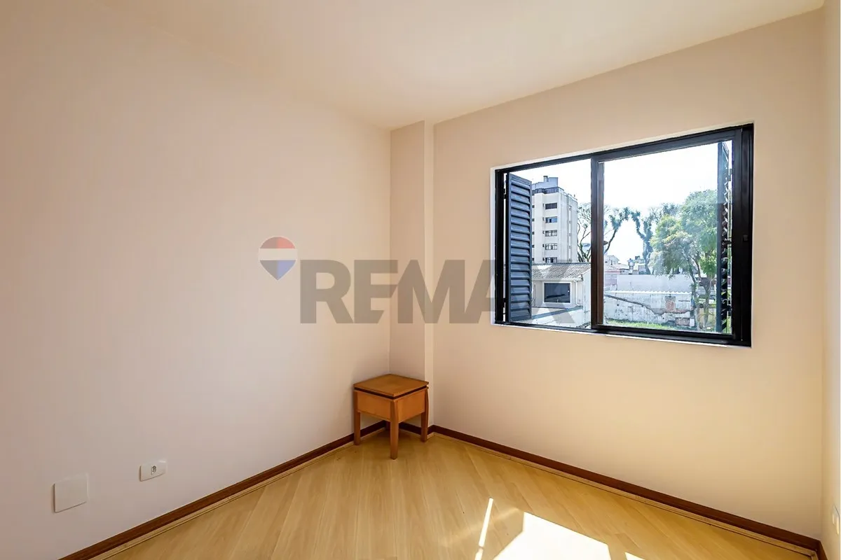 Apartment, 36 m², with wood or laminate floors — photo 29