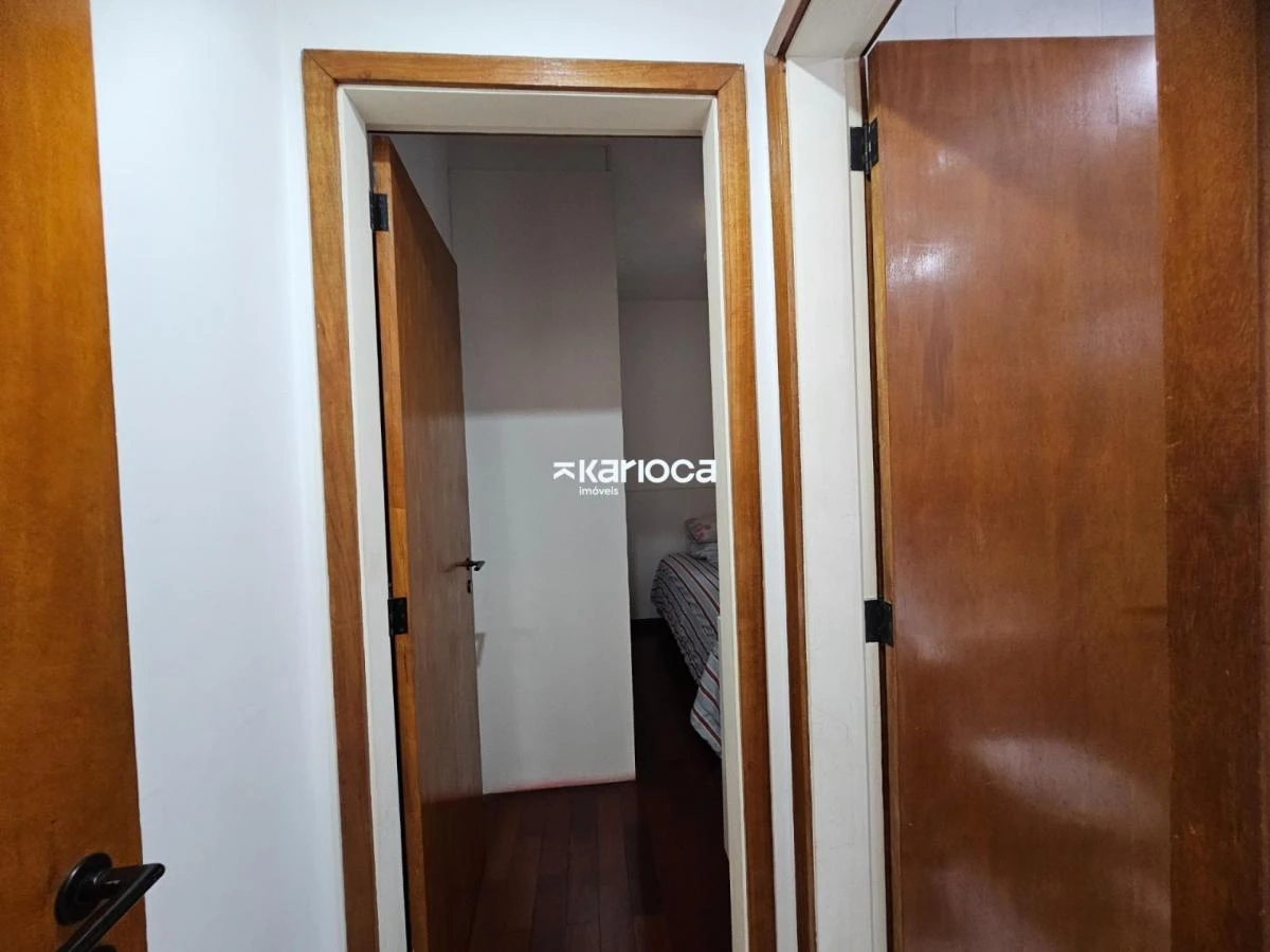 Furnished 187 m² apartment with 4 bedrooms and private BBQ — photo 30