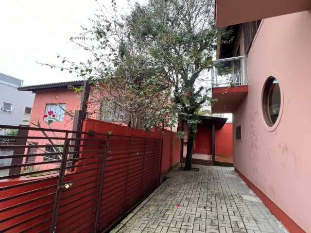 3-bedroom, 120 m² house in Florianópolis — photo 20