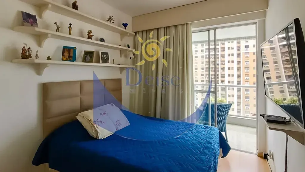 Furnished apartment, 80 m², with wood or laminate floors — photo 8