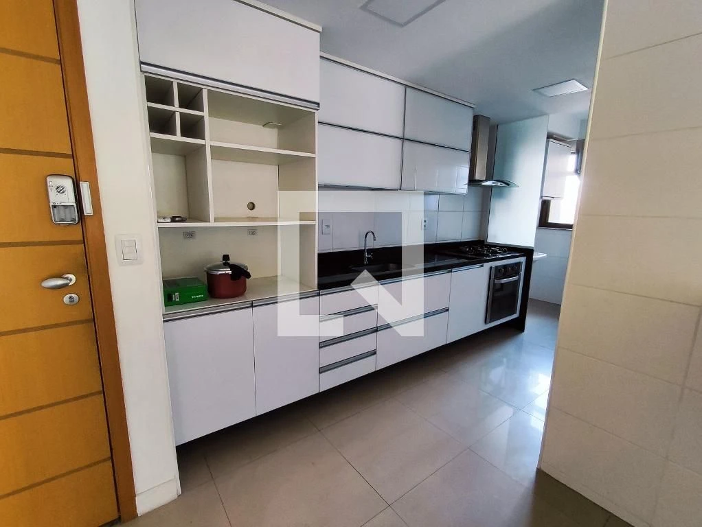 Apartamento mobiliado com 4 quartos e 2 suítes — photo 4