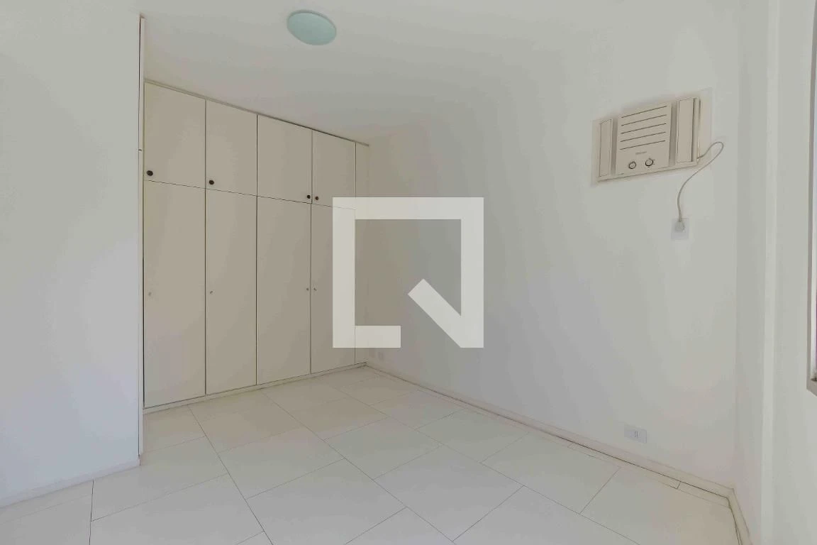 Washing machine in a 2-bedroom apartment, 100 m² — photo 24