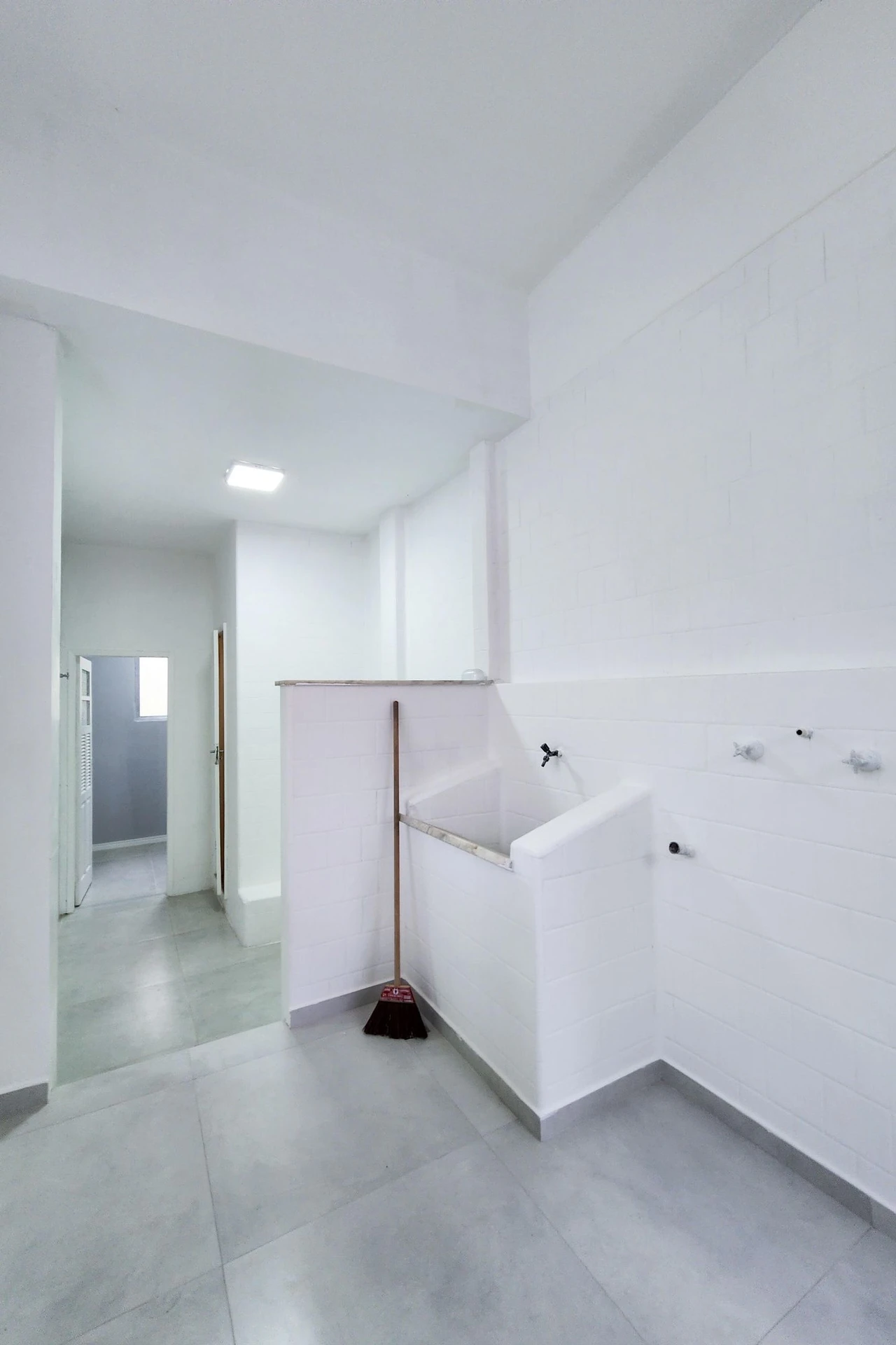 5-bedroom apartment with a mountain view in Rio de Janeiro — photo 16