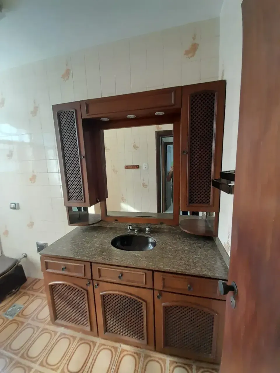Квартира 70 м² з 2 спальнями та окремою кухнею — photo 19