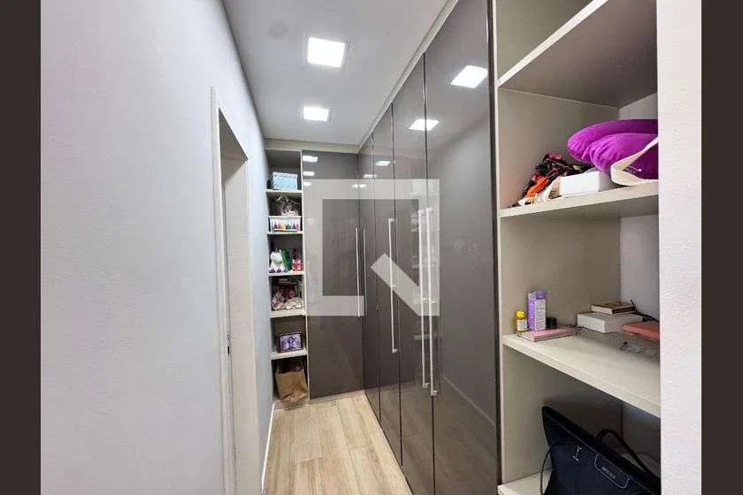 Condominium house with 4 en-suite bedrooms and 800 m² — photo 13