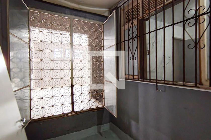 Duplex rental house with 6 bedrooms and 600 m² — photo 48