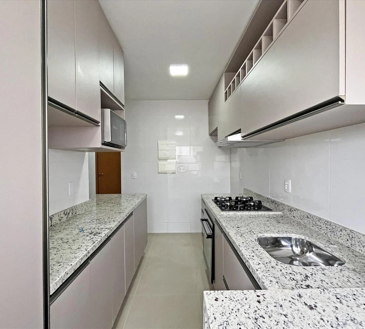 53 m² apartment with a washing machine and a home office — photo 8