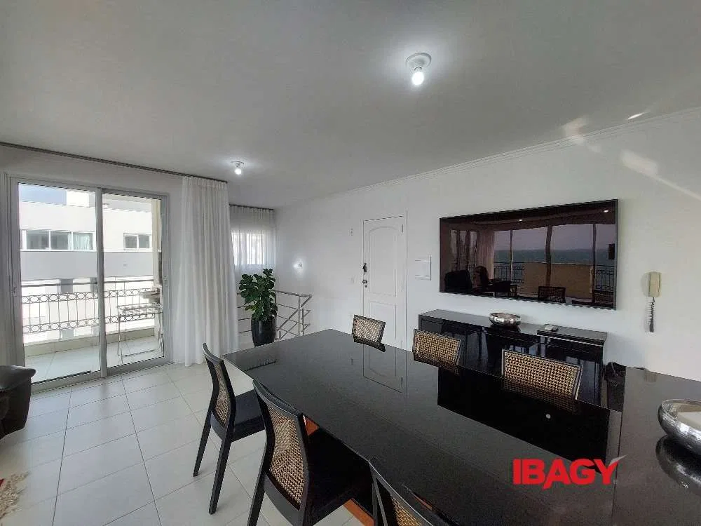 Furnished apartment with 3 en-suites and 276 m² — photo 4