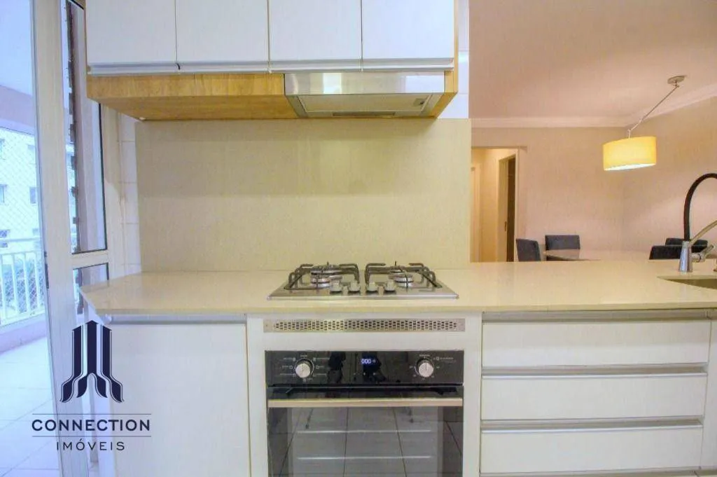2-bedroom apartment with a private BBQ — photo 2
