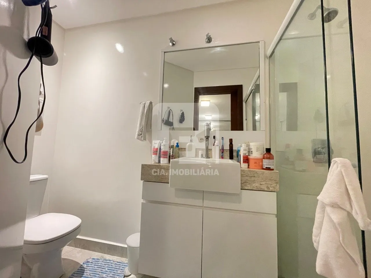 Furnished 350 m² house with 6 bedrooms and 3 suites — photo 17
