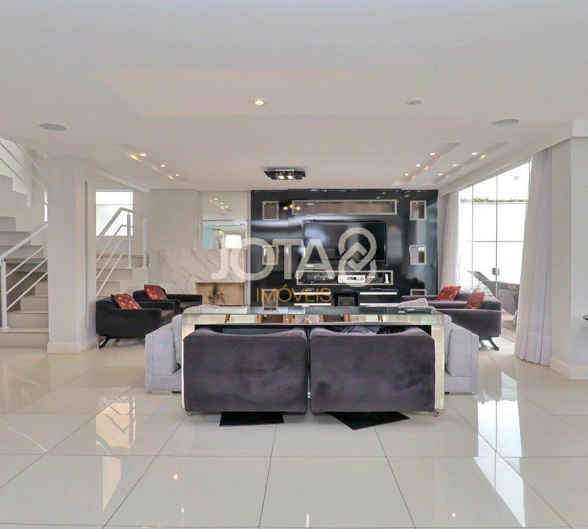 House with 3 en-suites, 400 m², plus a home office desk — photo 7