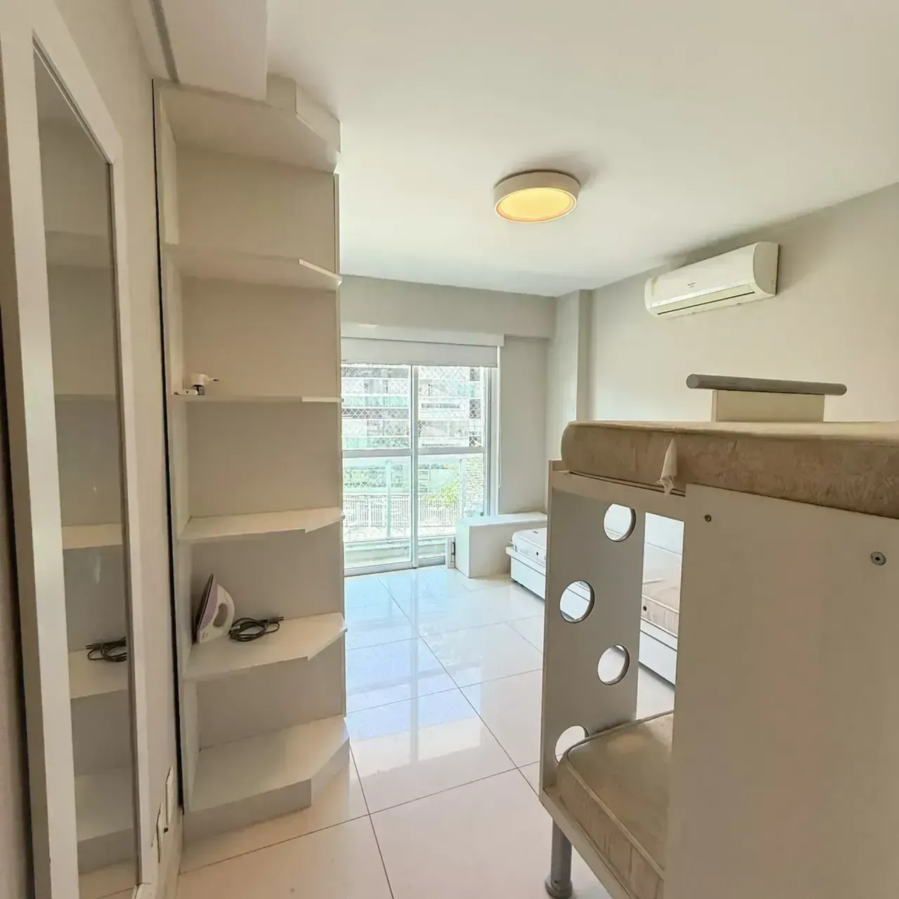 85 m² apartment with 2 bedrooms and 3 bathrooms — photo 11