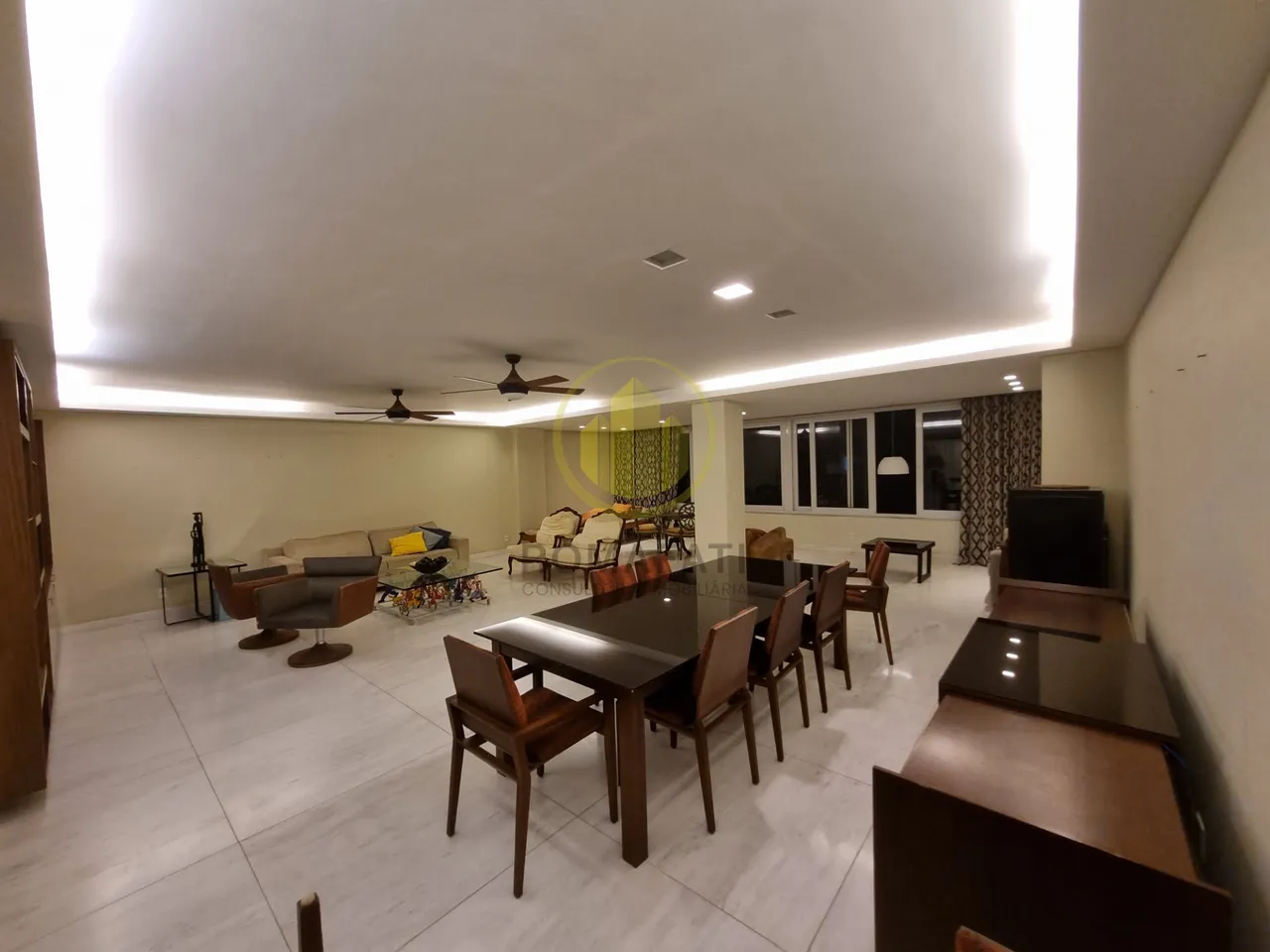 300 m² apartment with 3 bedrooms and an open-plan kitchen — photo 16