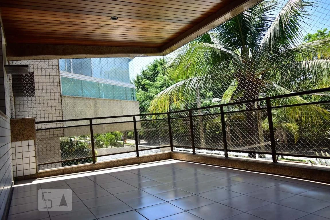 Apartamento com 3 quartos e varanda — photo 31