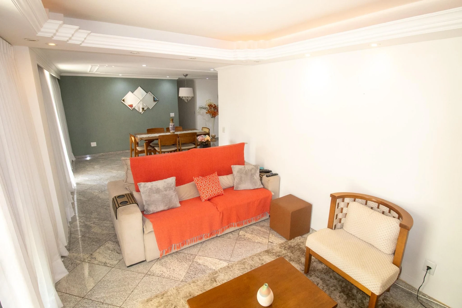 Furnished apartment with 3 bedrooms and a balcony — photo 27
