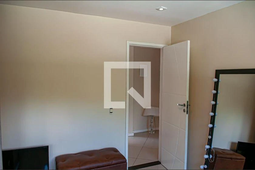 House for rent 480 m² with 4 bedrooms and 6 parking — photo 32