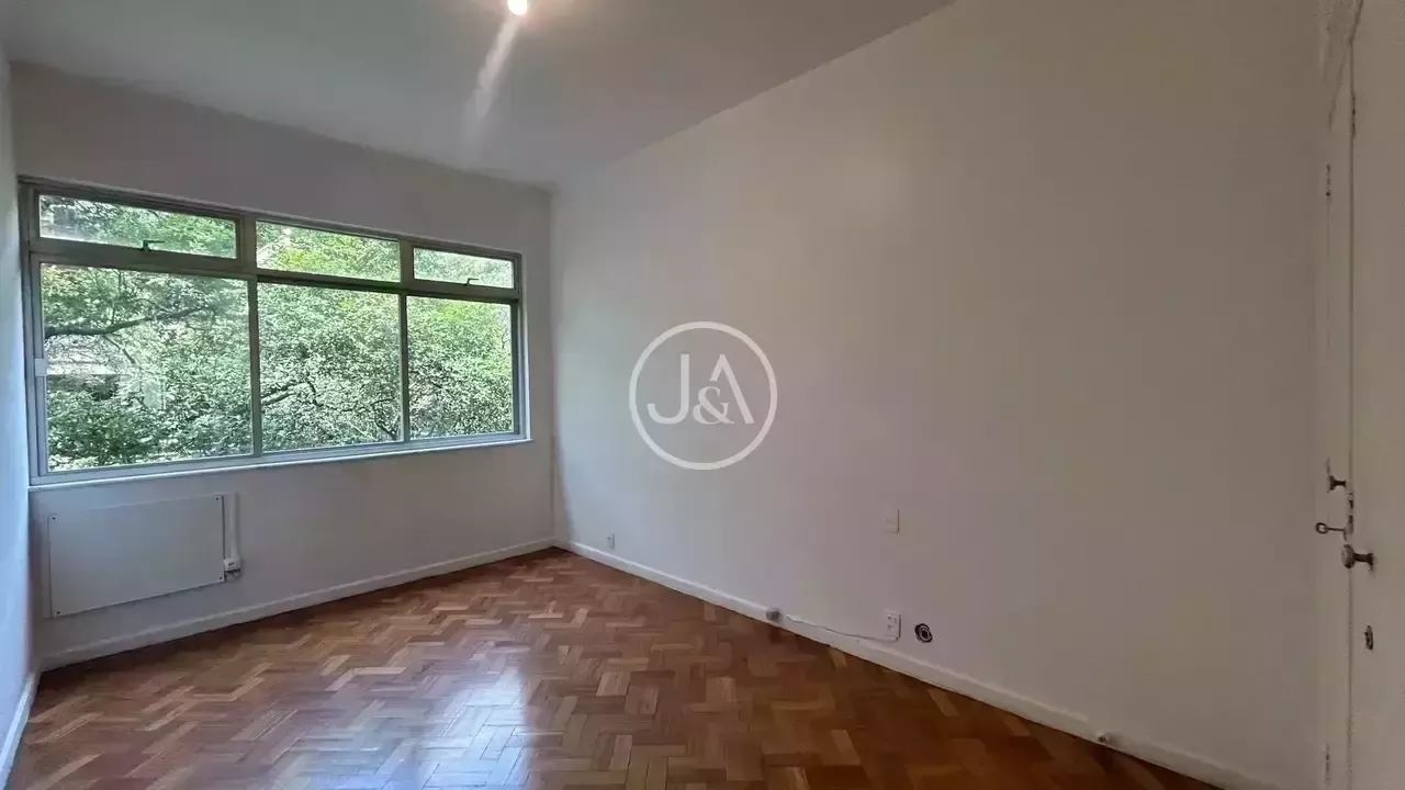 Apartment with 3 bedrooms and a parking space — photo 3