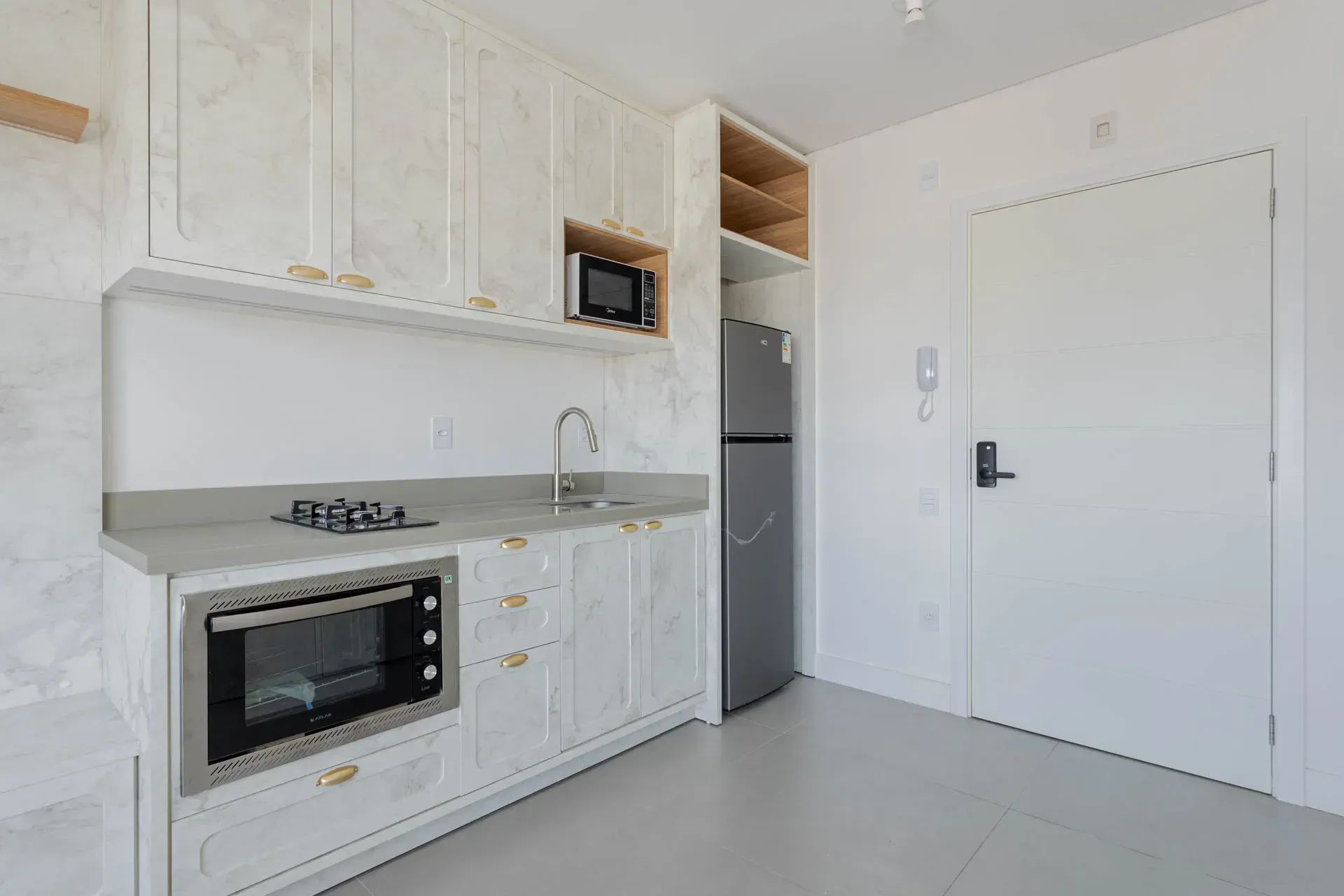 Estudio amueblado de 30 m² con cocina americana a gas — photo 11